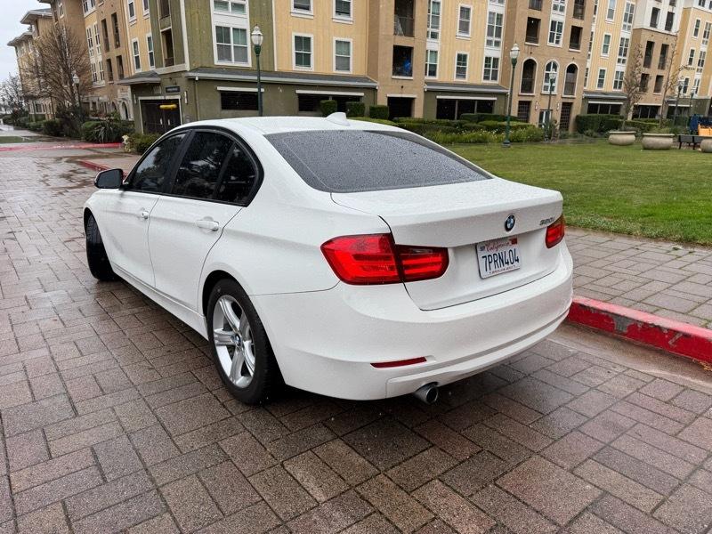 BMW 3-Series 320i Sedan 2014