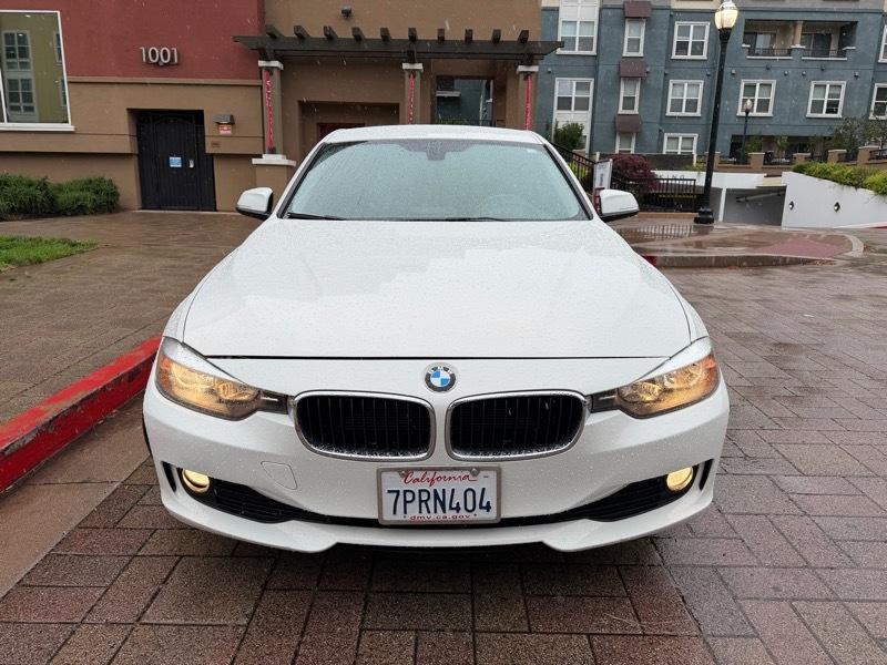 BMW 3-Series 320i Sedan 2014