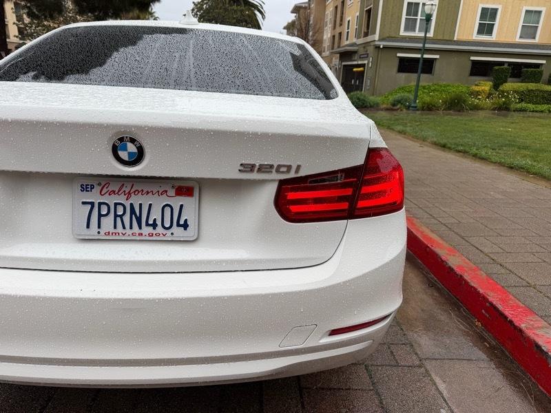 BMW 3-Series 320i Sedan 2014