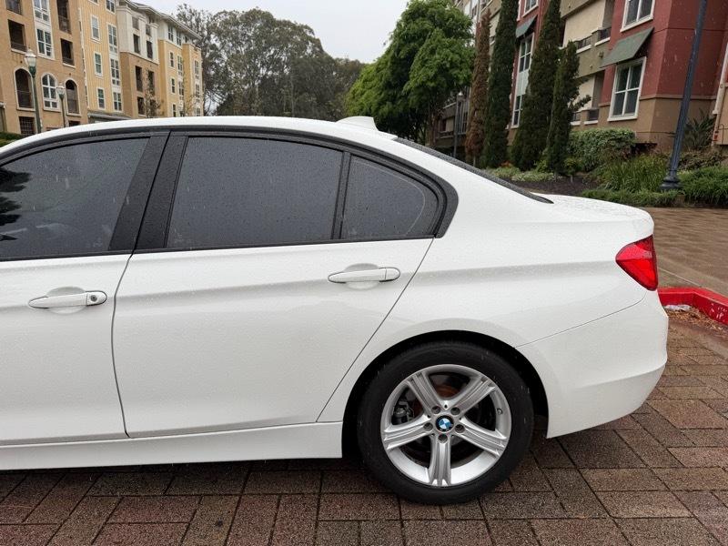 BMW 3-Series 320i Sedan 2014