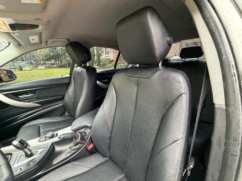 BMW 3-Series 320i Sedan 2014