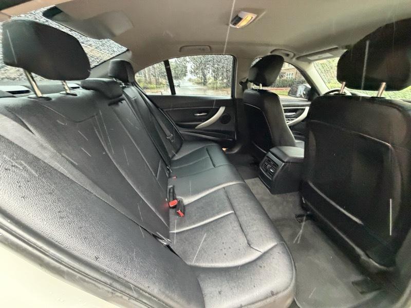 BMW 3-Series 320i Sedan 2014