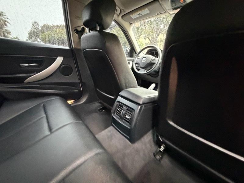 BMW 3-Series 320i Sedan 2014