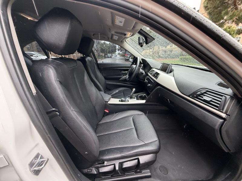 BMW 3-Series 320i Sedan 2014