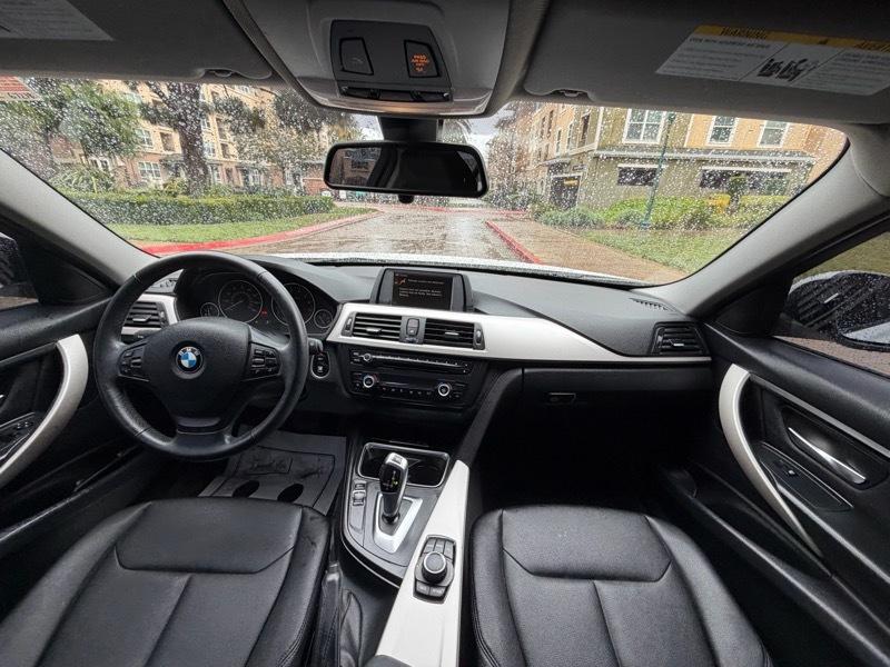 BMW 3-Series 320i Sedan 2014