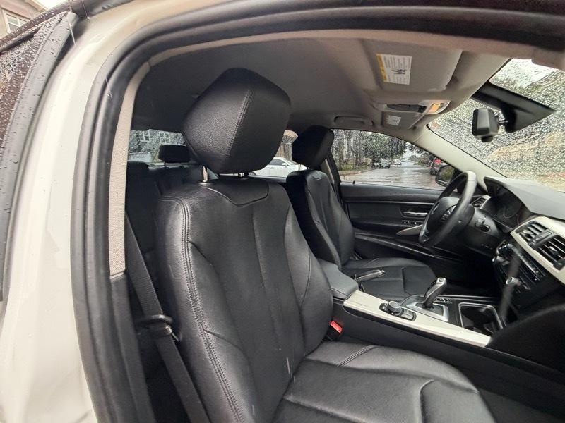 BMW 3-Series 320i Sedan 2014