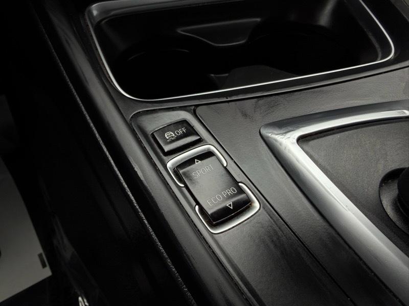 BMW 3-Series 320i Sedan 2014