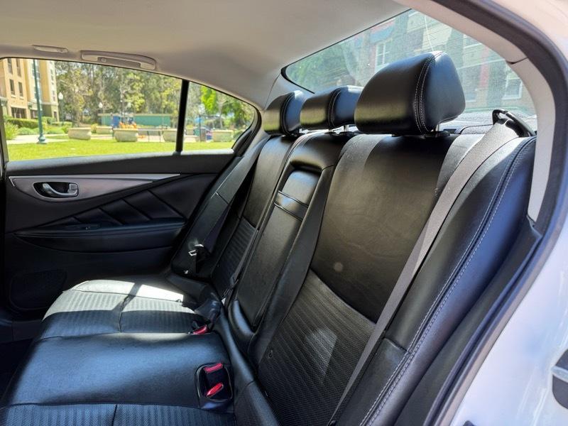 Infiniti Q50 Sport 2014