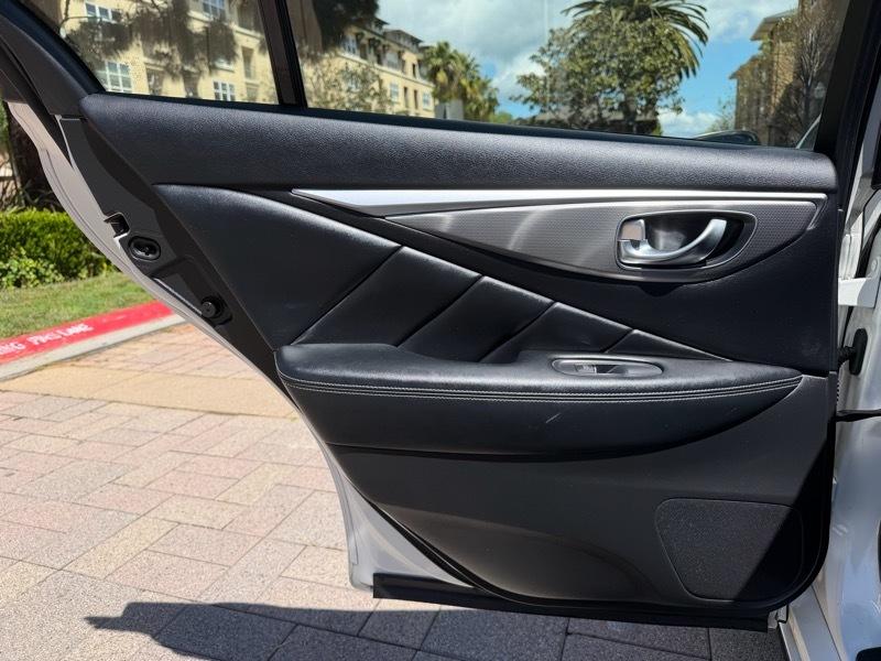 Infiniti Q50 Sport 2014