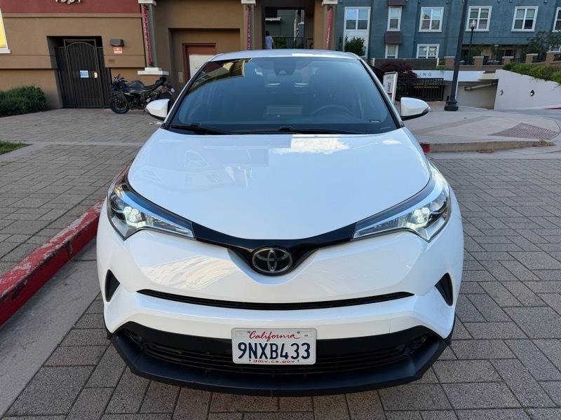 Toyota C-HR LE 2019