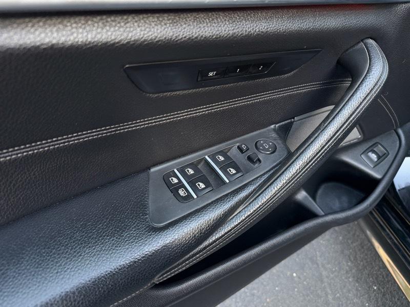 BMW 5-Series 540i 2017