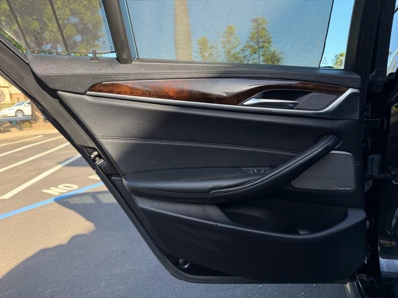 BMW 5-Series 540i 2017