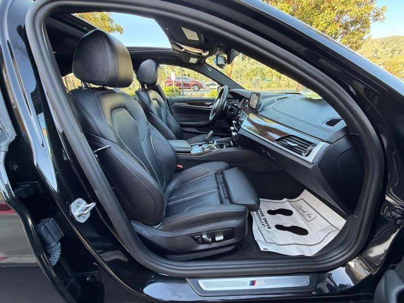 BMW 5-Series 540i 2017