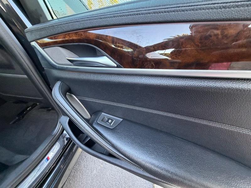 BMW 5-Series 540i 2017