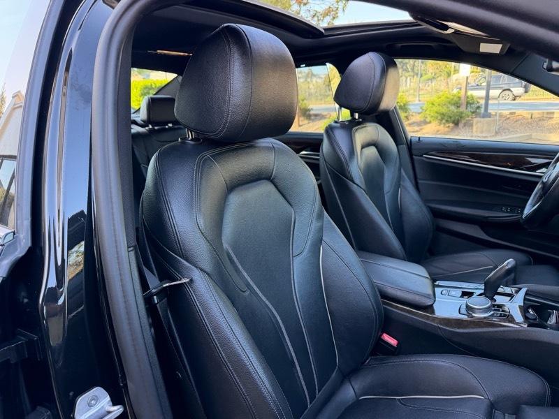 BMW 5-Series 540i 2017