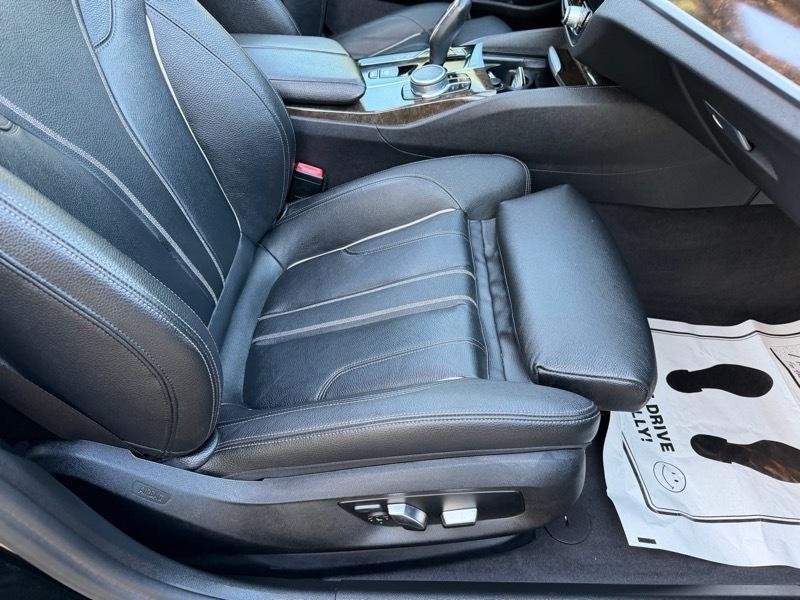 BMW 5-Series 540i 2017