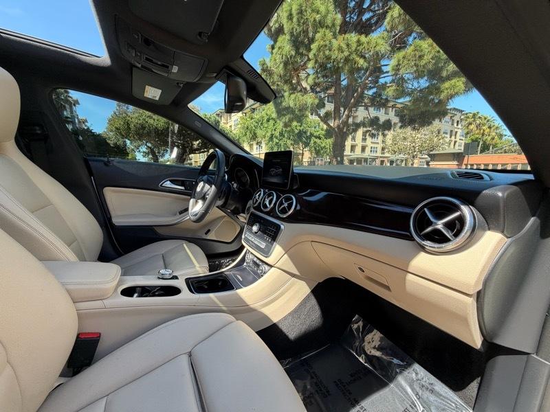 Mercedes-Benz CLA-Class CLA250 4MATIC 2017