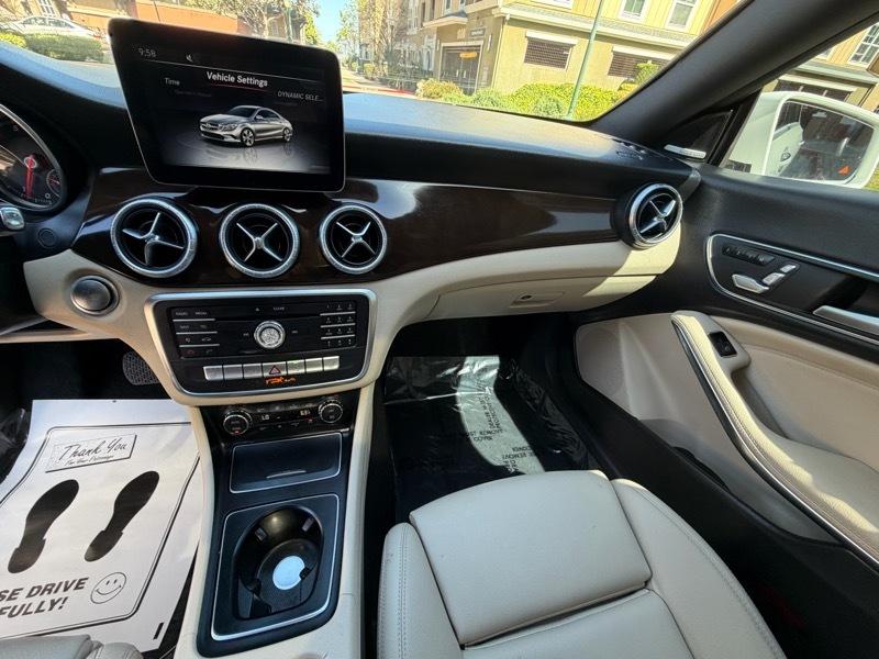 Mercedes-Benz CLA-Class CLA250 4MATIC 2017