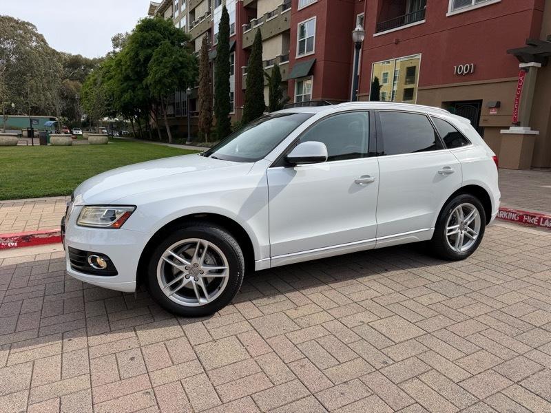 Audi Q5 2.0T Premium Plus quattro 2015