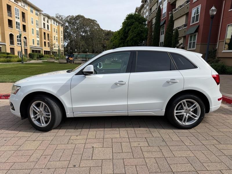 Audi Q5 2.0T Premium Plus quattro 2015