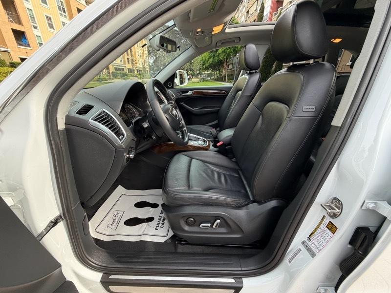 Audi Q5 2.0T Premium Plus quattro 2015