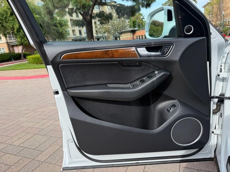 Audi Q5 2.0T Premium Plus quattro 2015