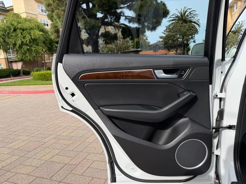 Audi Q5 2.0T Premium Plus quattro 2015