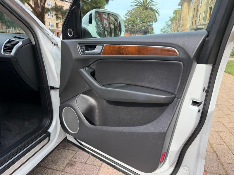 Audi Q5 2.0T Premium Plus quattro 2015