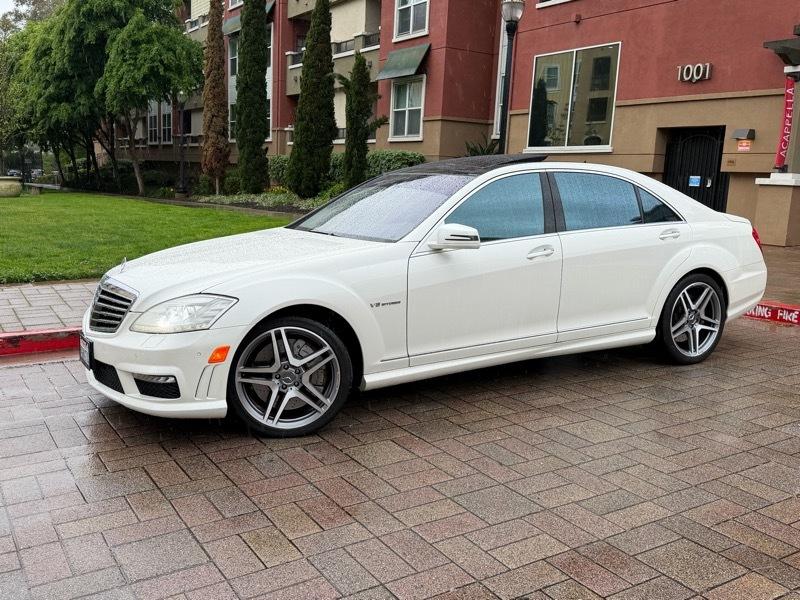 Mercedes-Benz S-Class S63 AMG 2012