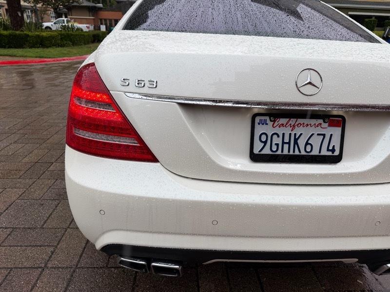 Mercedes-Benz S-Class S63 AMG 2012