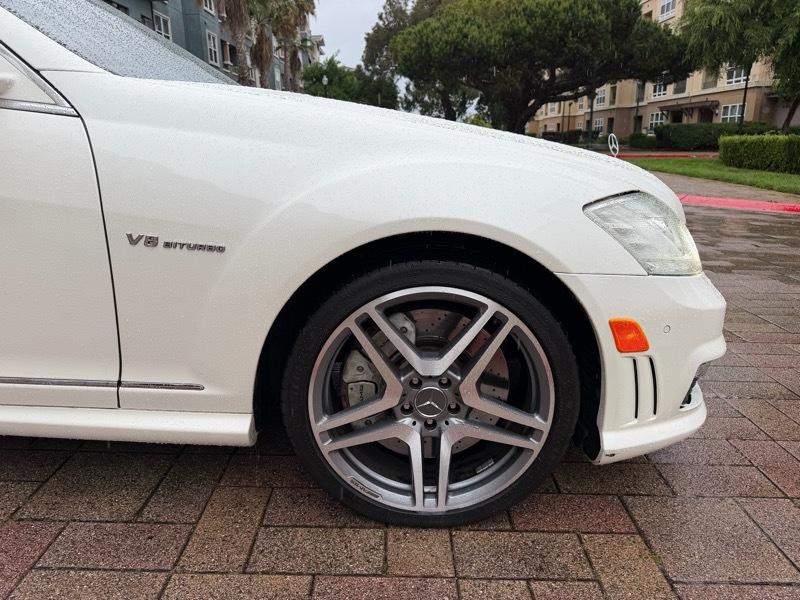 Mercedes-Benz S-Class S63 AMG 2012