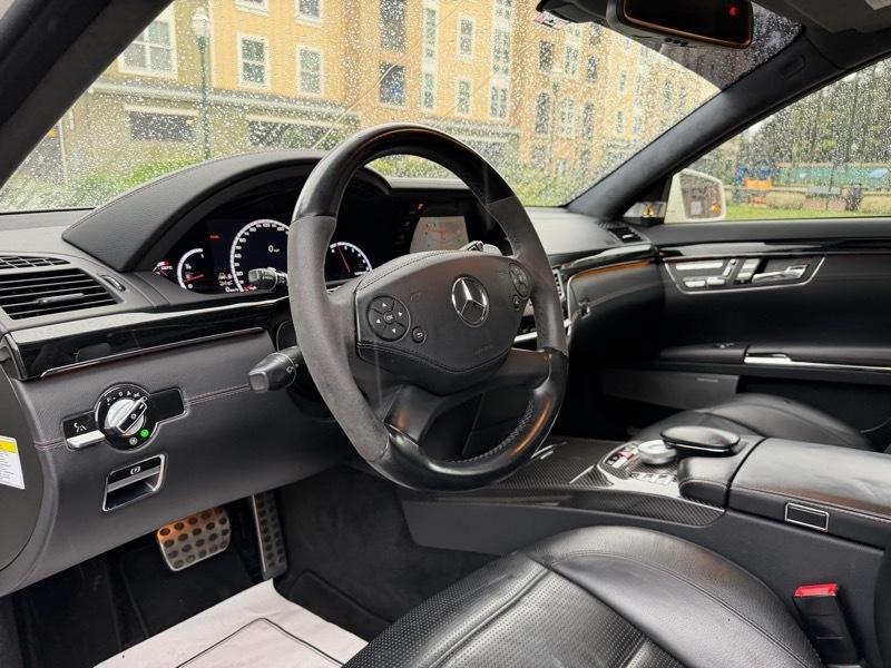 Mercedes-Benz S-Class S63 AMG 2012