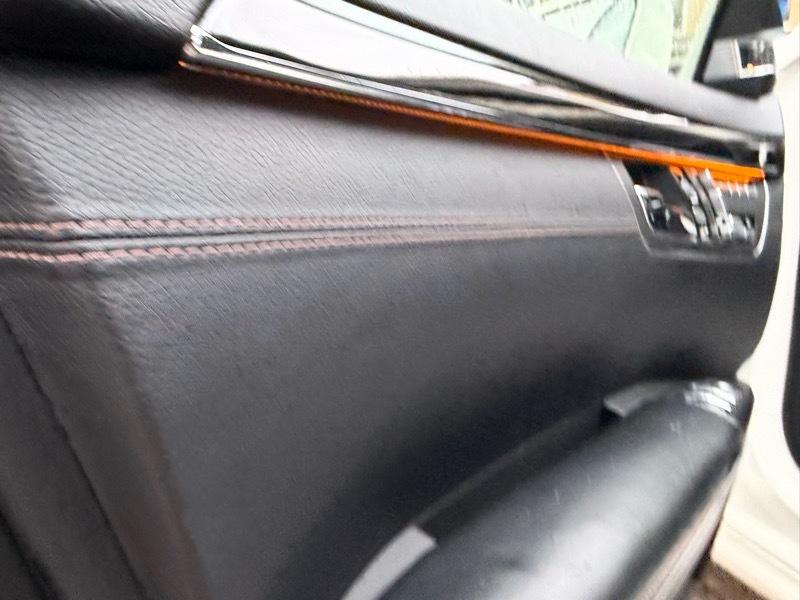 Mercedes-Benz S-Class S63 AMG 2012