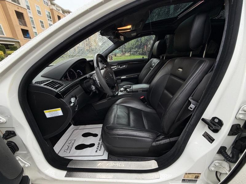 Mercedes-Benz S-Class S63 AMG 2012