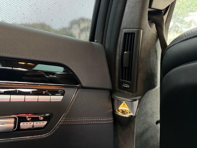 Mercedes-Benz S-Class S63 AMG 2012