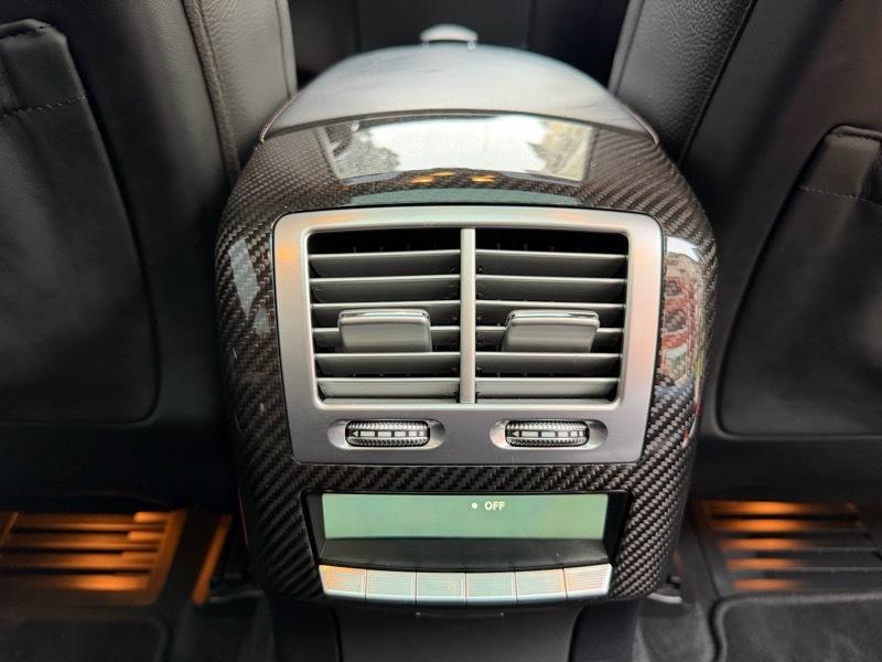 Mercedes-Benz S-Class S63 AMG 2012