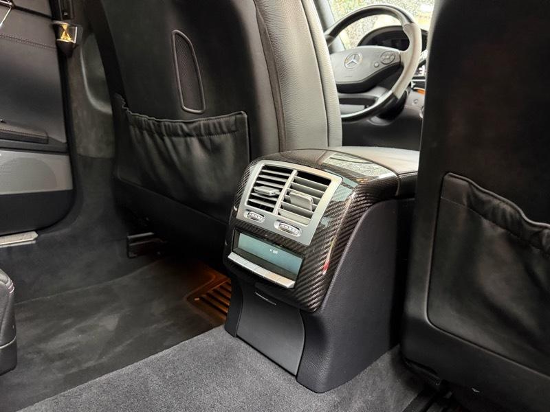 Mercedes-Benz S-Class S63 AMG 2012