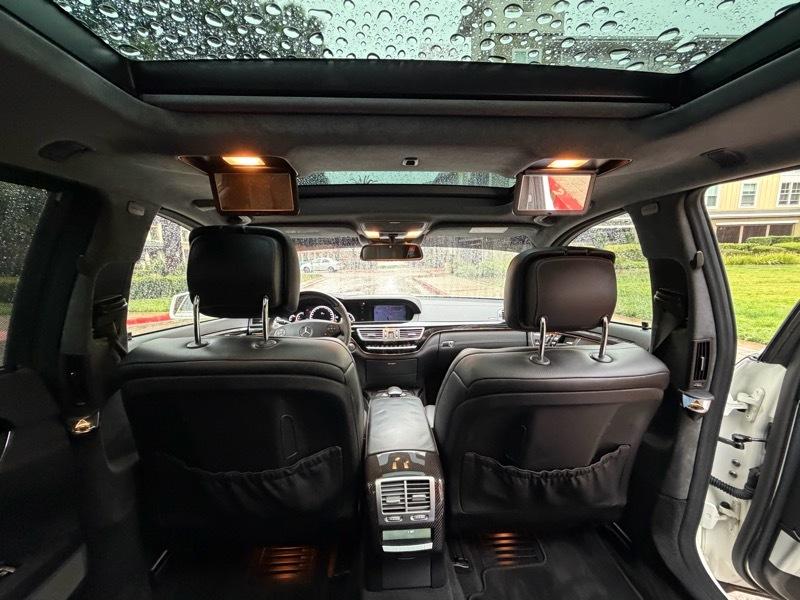 Mercedes-Benz S-Class S63 AMG 2012