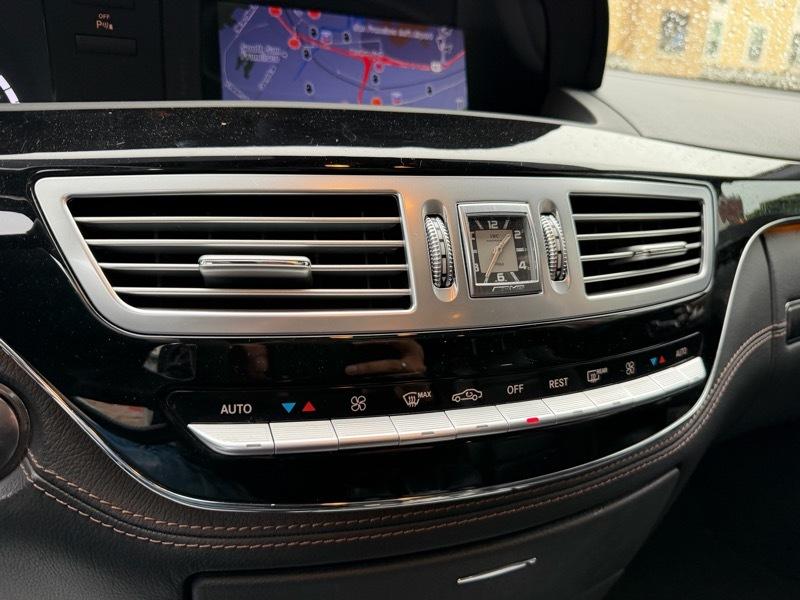 Mercedes-Benz S-Class S63 AMG 2012