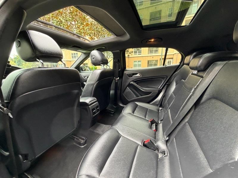 Mercedes-Benz GLA-Class GLA250 2018