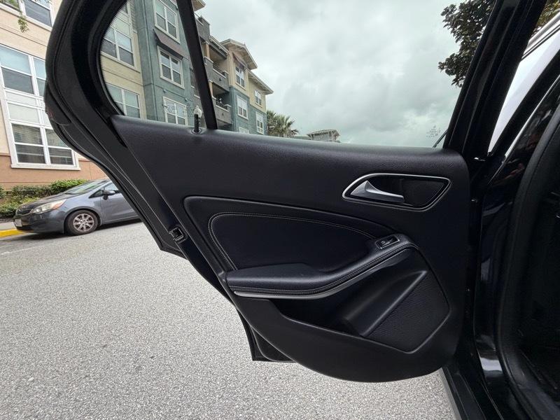 Mercedes-Benz GLA-Class GLA250 2018