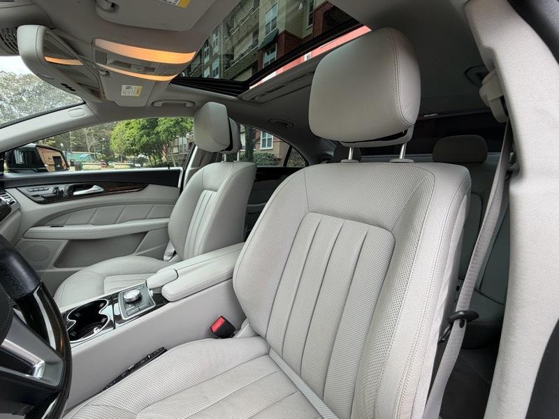 Mercedes-Benz CLS-Class CLS550 2014