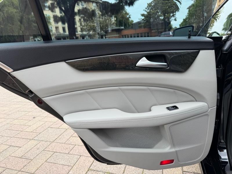 Mercedes-Benz CLS-Class CLS550 2014