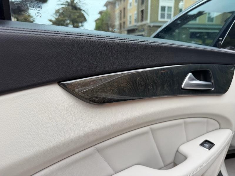 Mercedes-Benz CLS-Class CLS550 2014