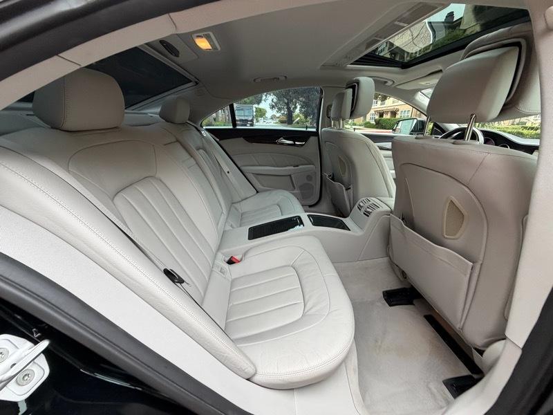 Mercedes-Benz CLS-Class CLS550 2014