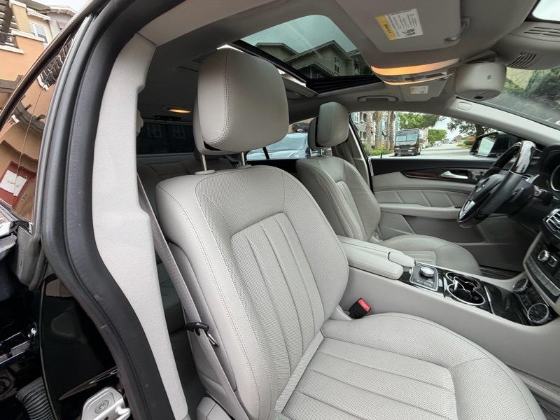 Mercedes-Benz CLS-Class CLS550 2014