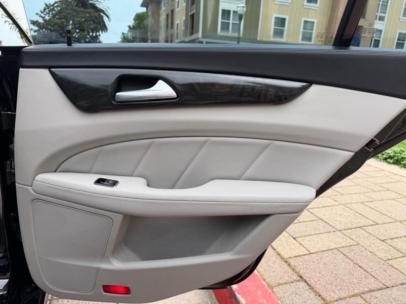 Mercedes-Benz CLS-Class CLS550 2014