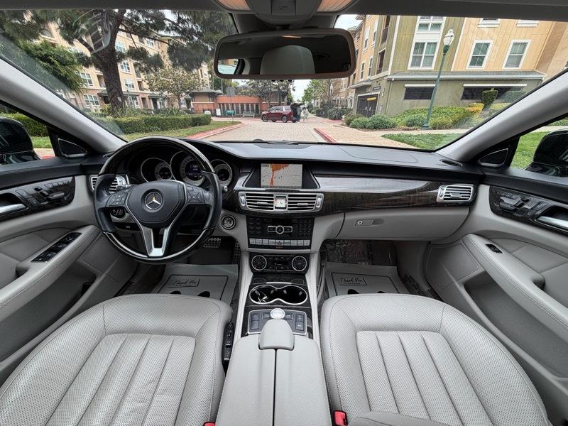 Mercedes-Benz CLS-Class CLS550 2014