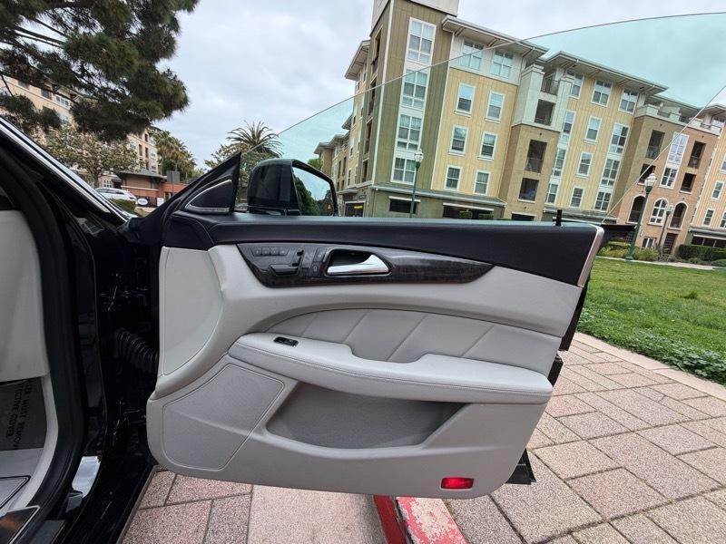 Mercedes-Benz CLS-Class CLS550 2014