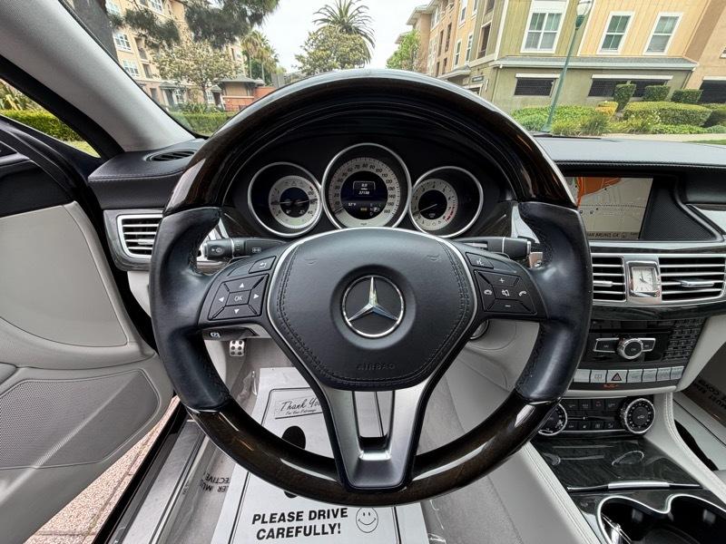 Mercedes-Benz CLS-Class CLS550 2014